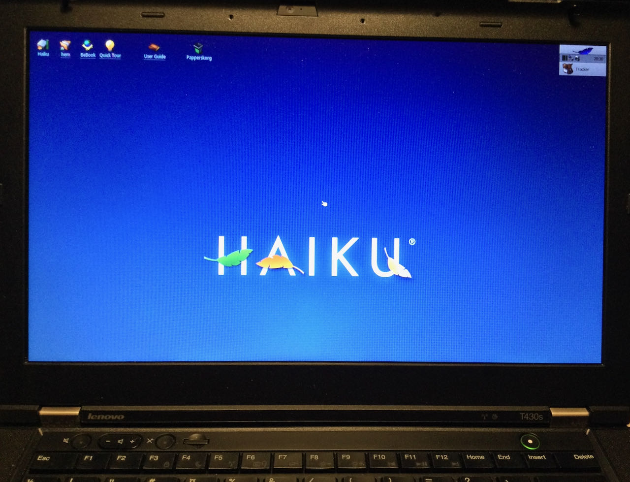 Haiku OS R1/Beta 3 on my ThinkPad T430s, live-USB [photo: Henrik Hemrin]